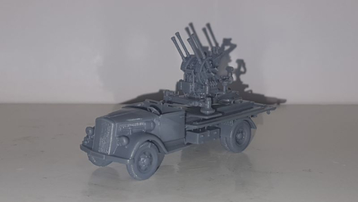 Opel Blitz mit 20mm Flakvierling 38