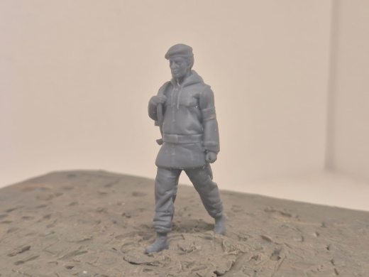 BW Soldaten "Lorenz" Stahlhelm, G3, "laufend" Wachsoldat - Winter