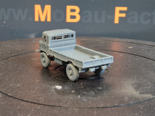 GAZ-66 flache Pritsche