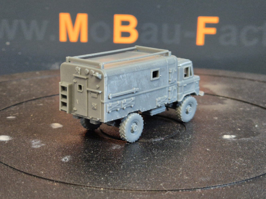 GAZ-66 R-118 mobile Funkstation