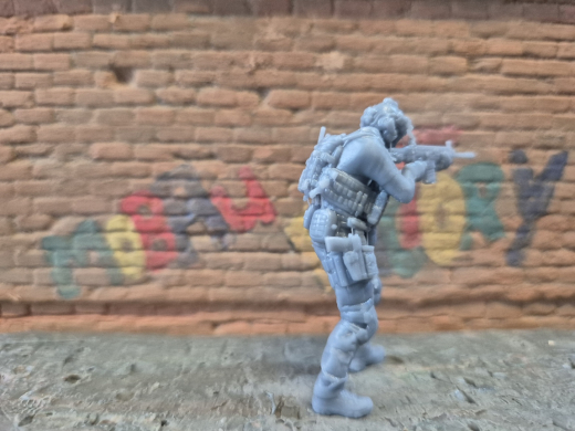 moderne Spezialkräfte Cybersoldat mit FN-SCAR 04