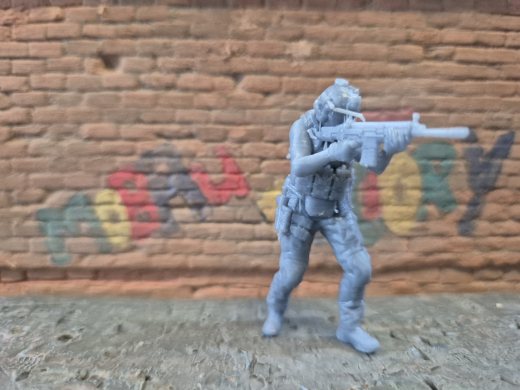 moderne Spezialkräfte Cybersoldat mit FN-SCAR 04