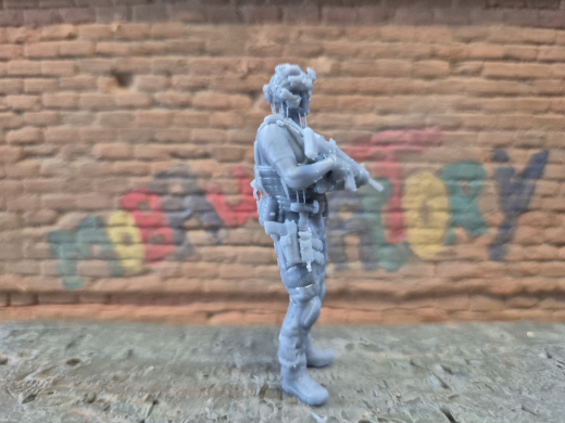 moderne Spezialkräfte Cybersoldat mit FN-SCAR 10