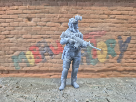 moderne Spezialkräfte Cybersoldat mit FN-SCAR 11