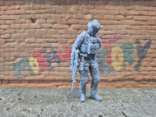 moderne Spezialkräfte Cybersoldat mit FN-SCAR 15