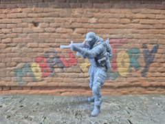 moderne Spezialkräfte Cybersoldat mit FN-SCAR 13